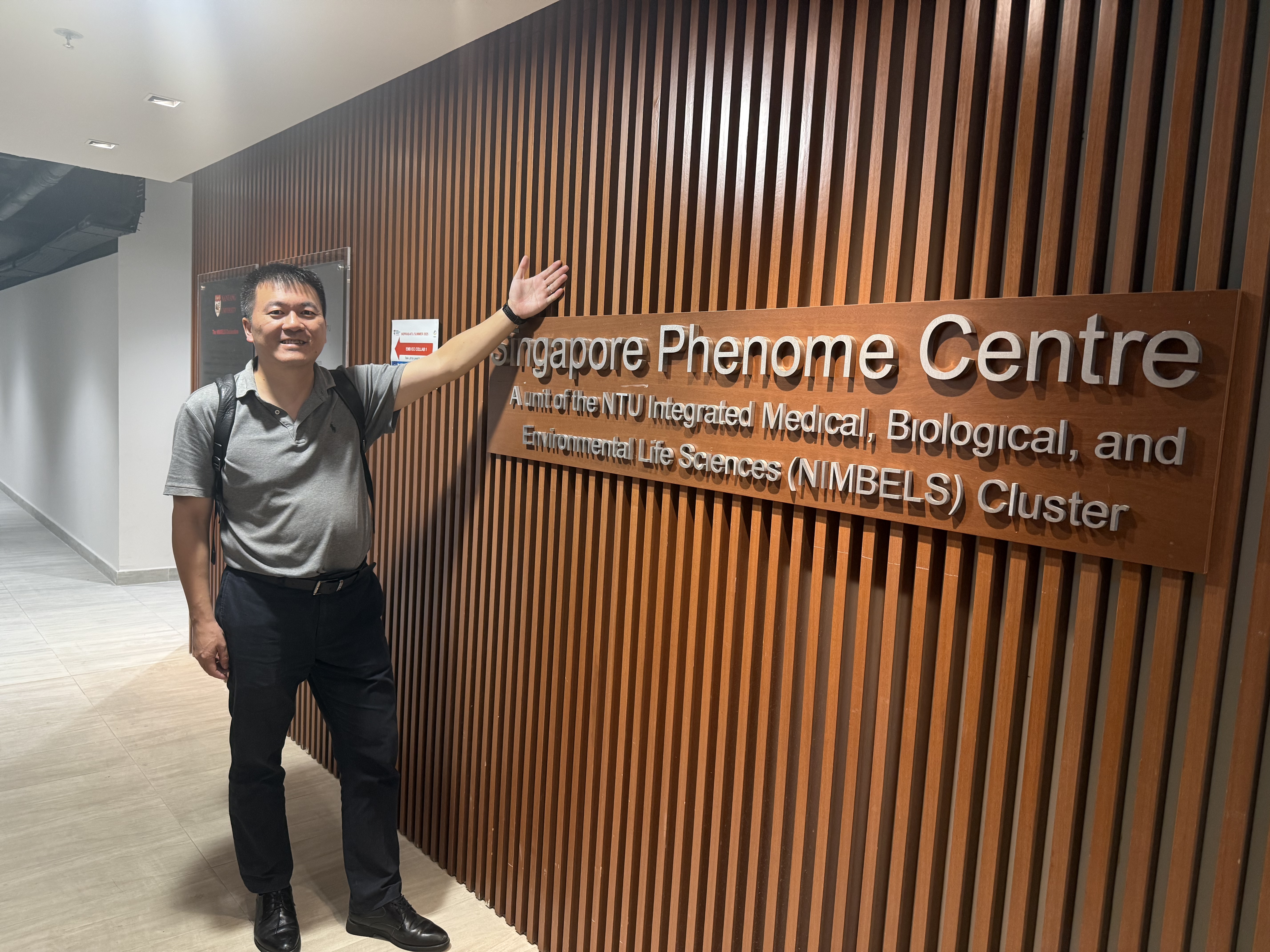 2025/10/1 Prof. Jian XU visited SPC